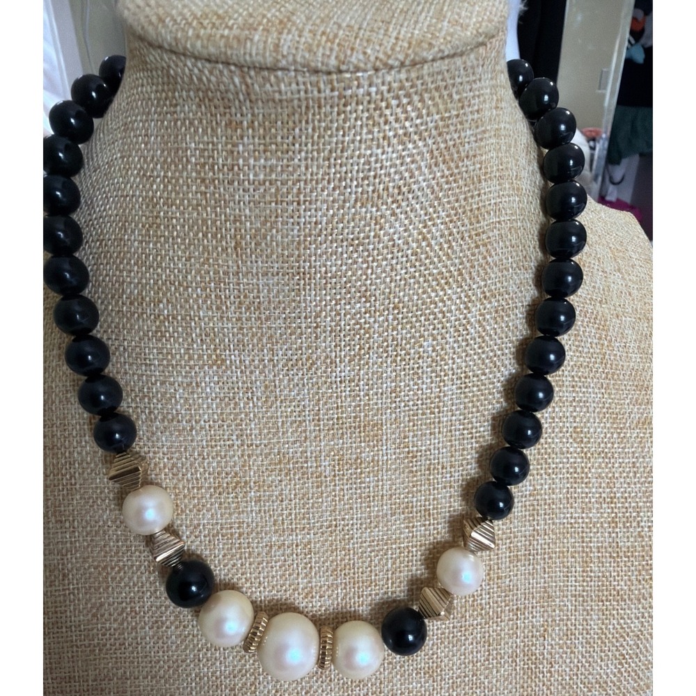 1928 Jewelry Black Bead and Faux Pearl Gold Tone Statement Necklace Elegant‎
